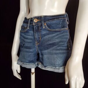 Denizen from Levi's Blue Jean Low-Rise Midi Shorts (27)